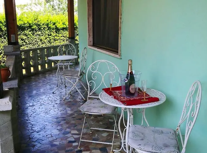 Apartamento Spacious In Campanile With Private Pool Orentano